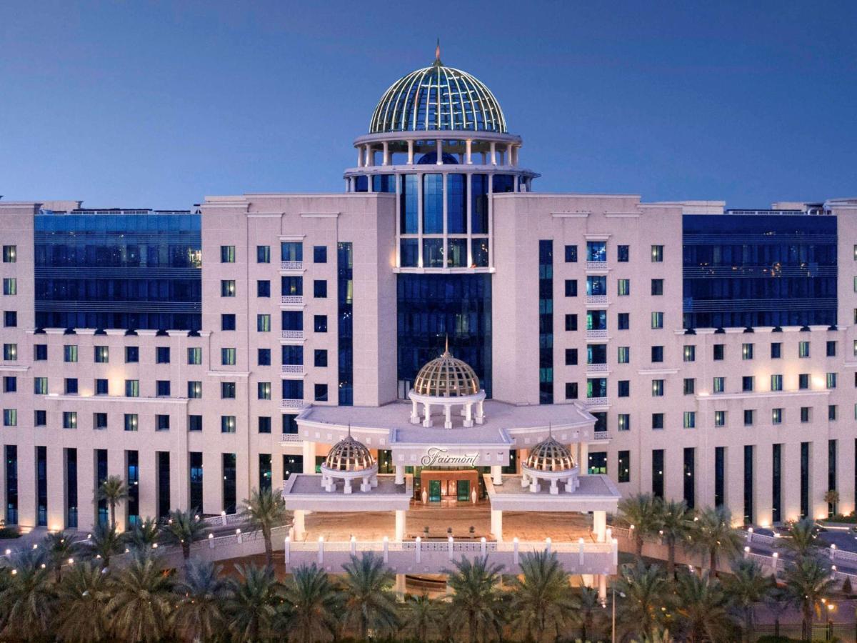 Fairmont Riaad Buitenkant foto The Ritz-Carlton, Dubai