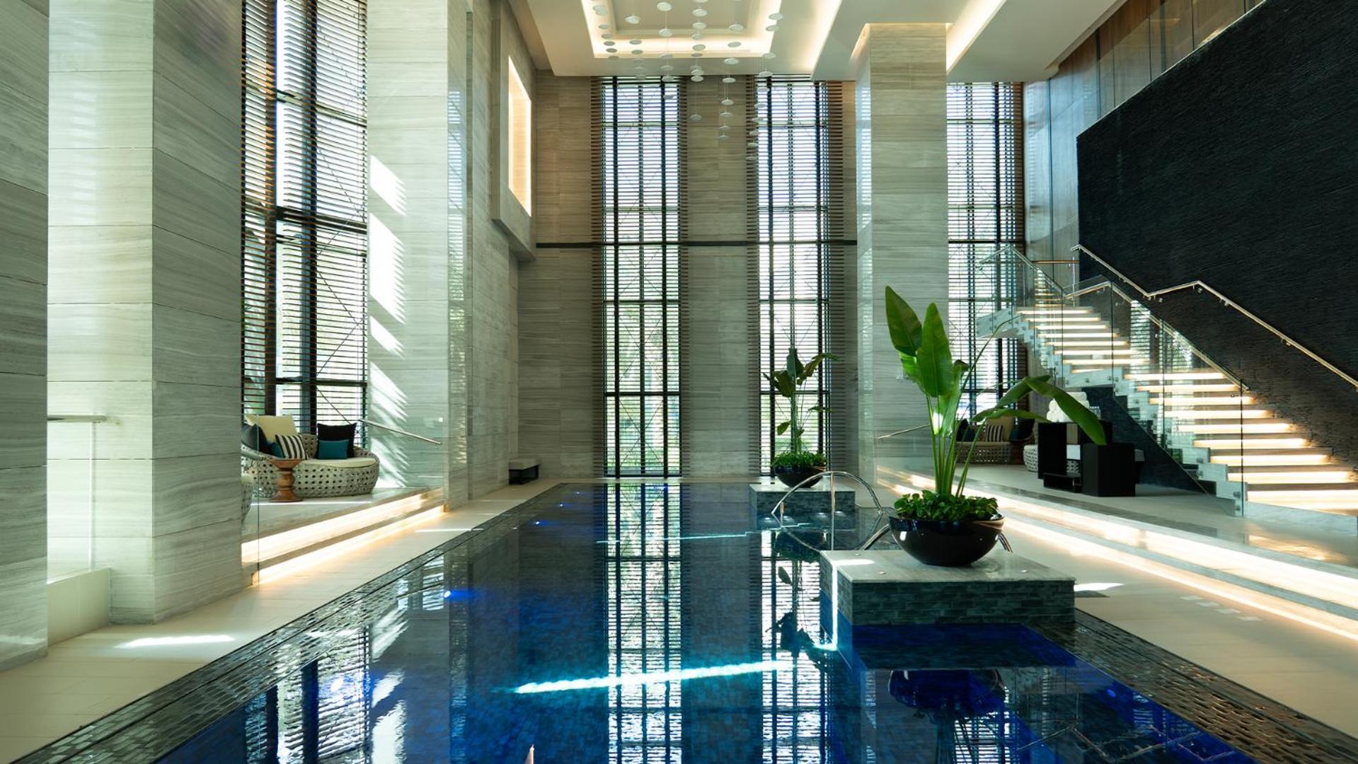 Fairmont Riaad Buitenkant foto The swimming pool at the 101 Park Place
