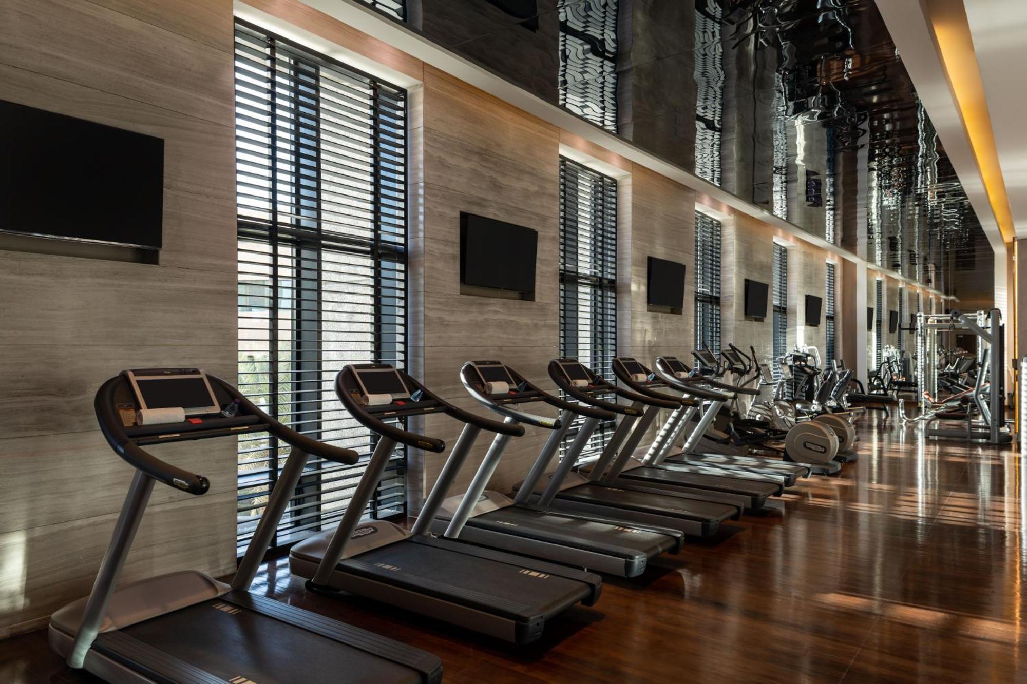 Fairmont Riaad Buitenkant foto The gym at the hotel